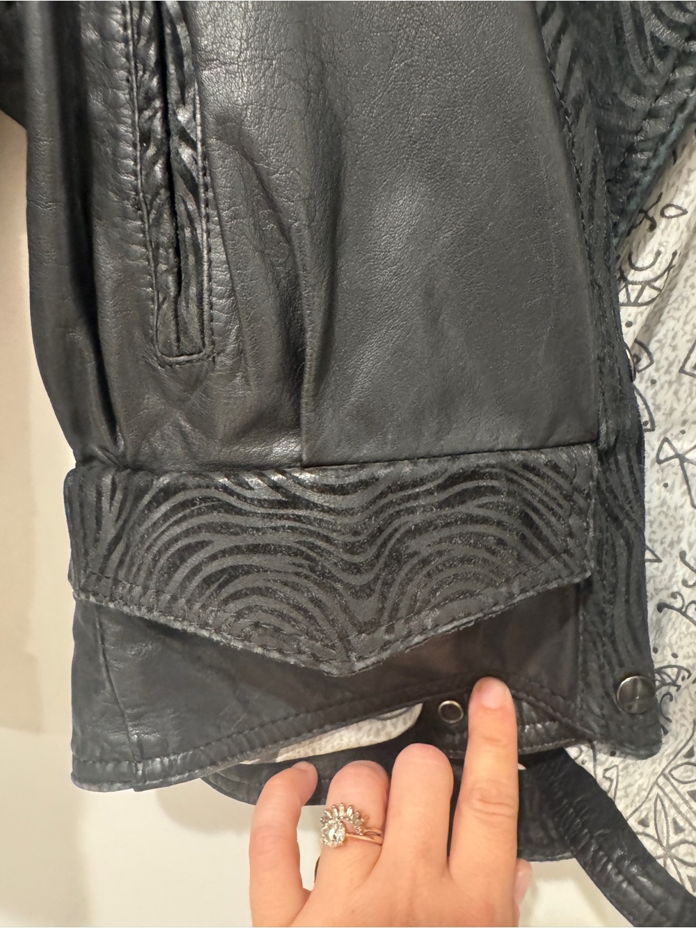Vintage Black Med Winlit 100% Genuine Leather Jacket - Picture 11 of 17